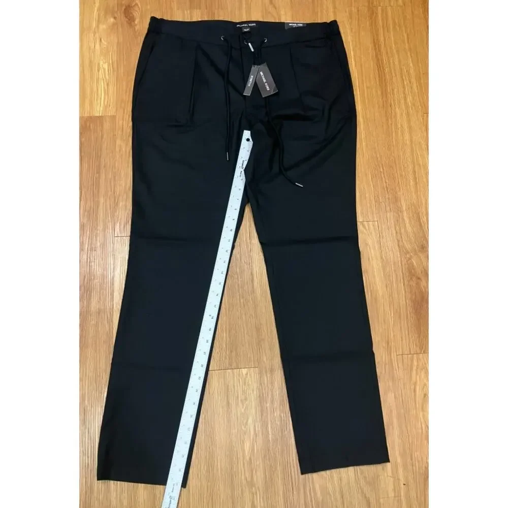 Michael Kors Men's Chino Pants Pleated Front Drawstring Stretch Black Size 36x32